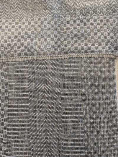M6843-8